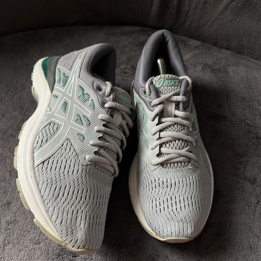 Жіночі кросівки Asics Gel-flux 5. P. 40. Ідеал!!!