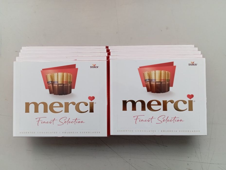 Bombonierka Czekoladki Merci Finest Selection 250 g 10 szt.