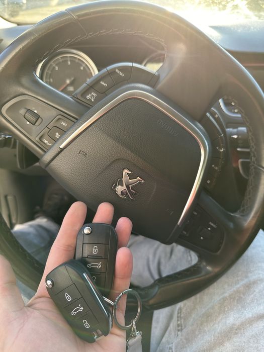 Mobilne kodowanie dorabianie kluczy z immobiliserem pilotem keyless