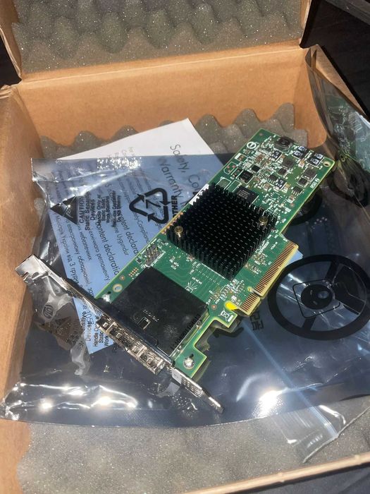 HP H221 Host Bus Adapter Kit (PN 650931-B21), HBA SAS 6 Gb/s with 8 Channels64354213856386120