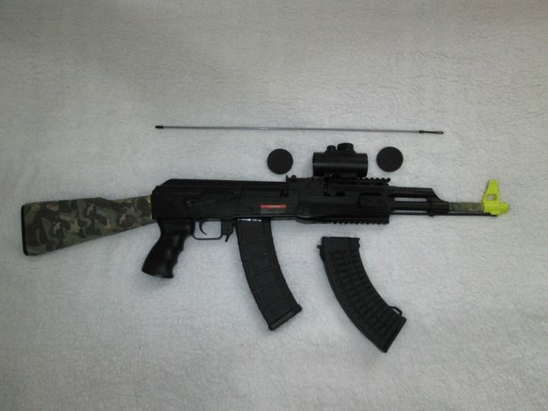 Airsoft AK-47 tática preta camuflada