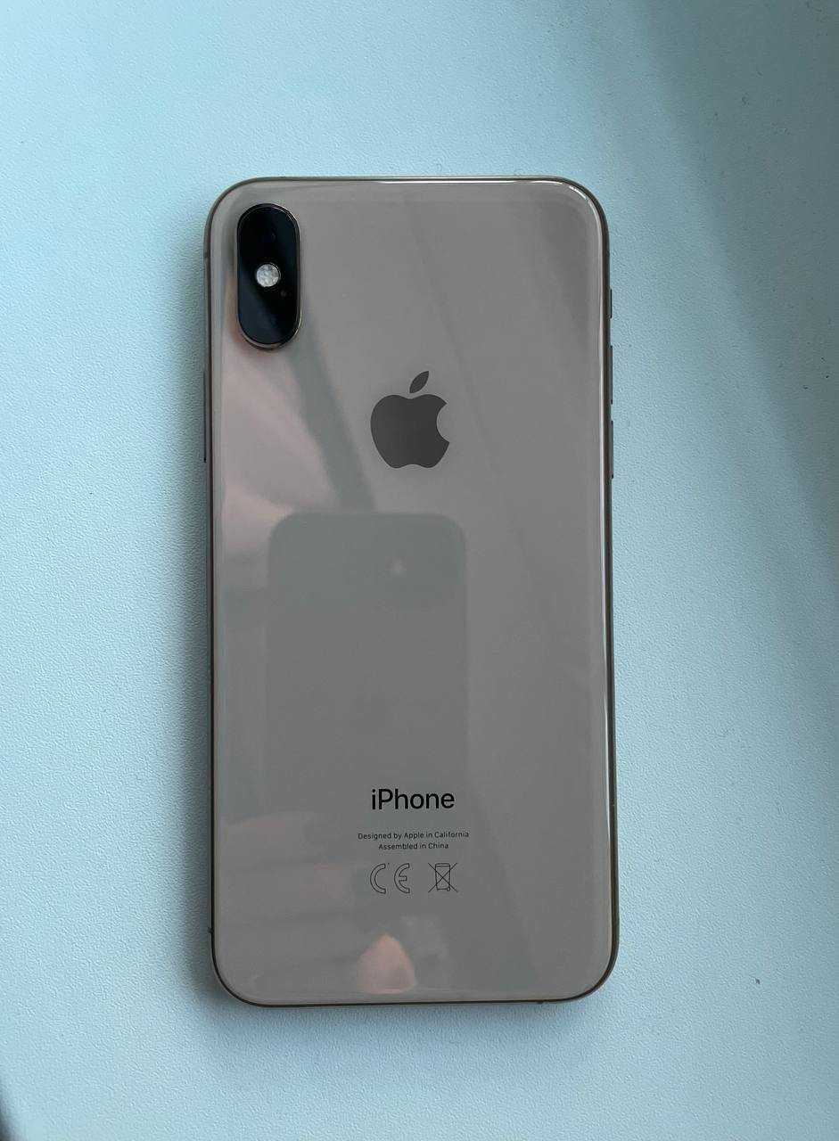 Телефон Айфон XS 64 GB