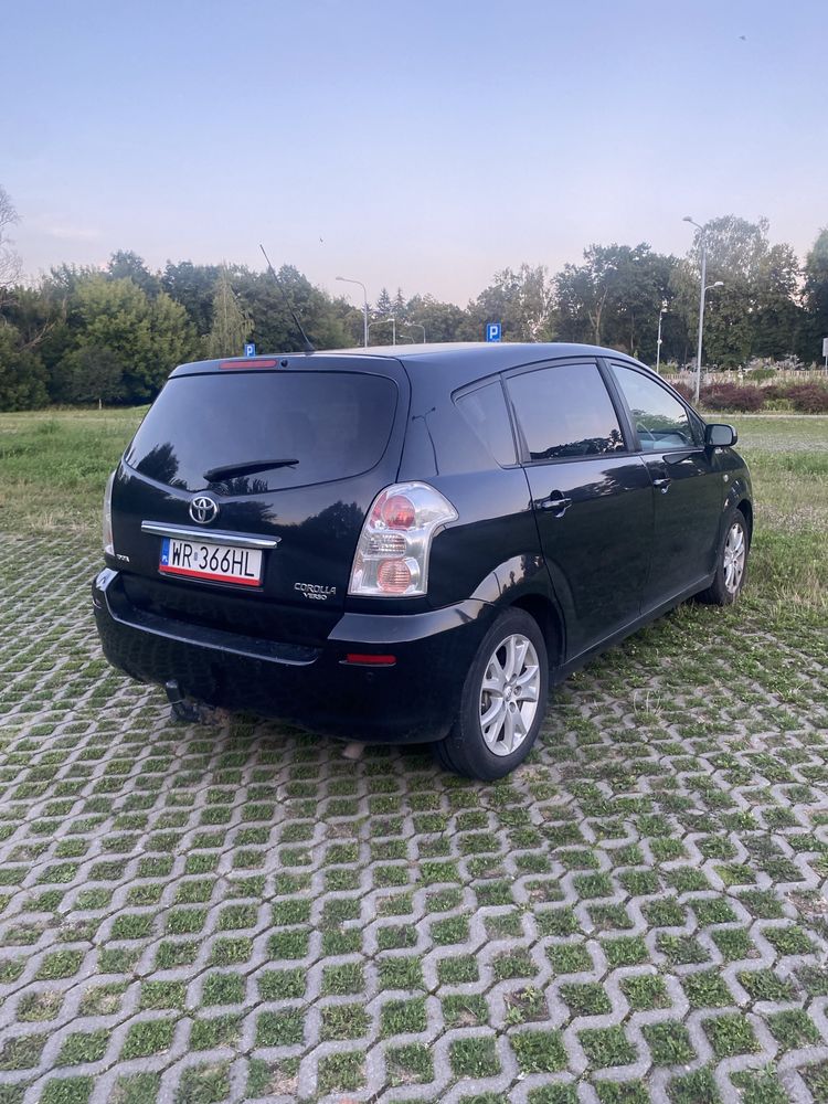 Toyota Corolla Verso 2008r. 1.8 B+G 8 7- osobowy