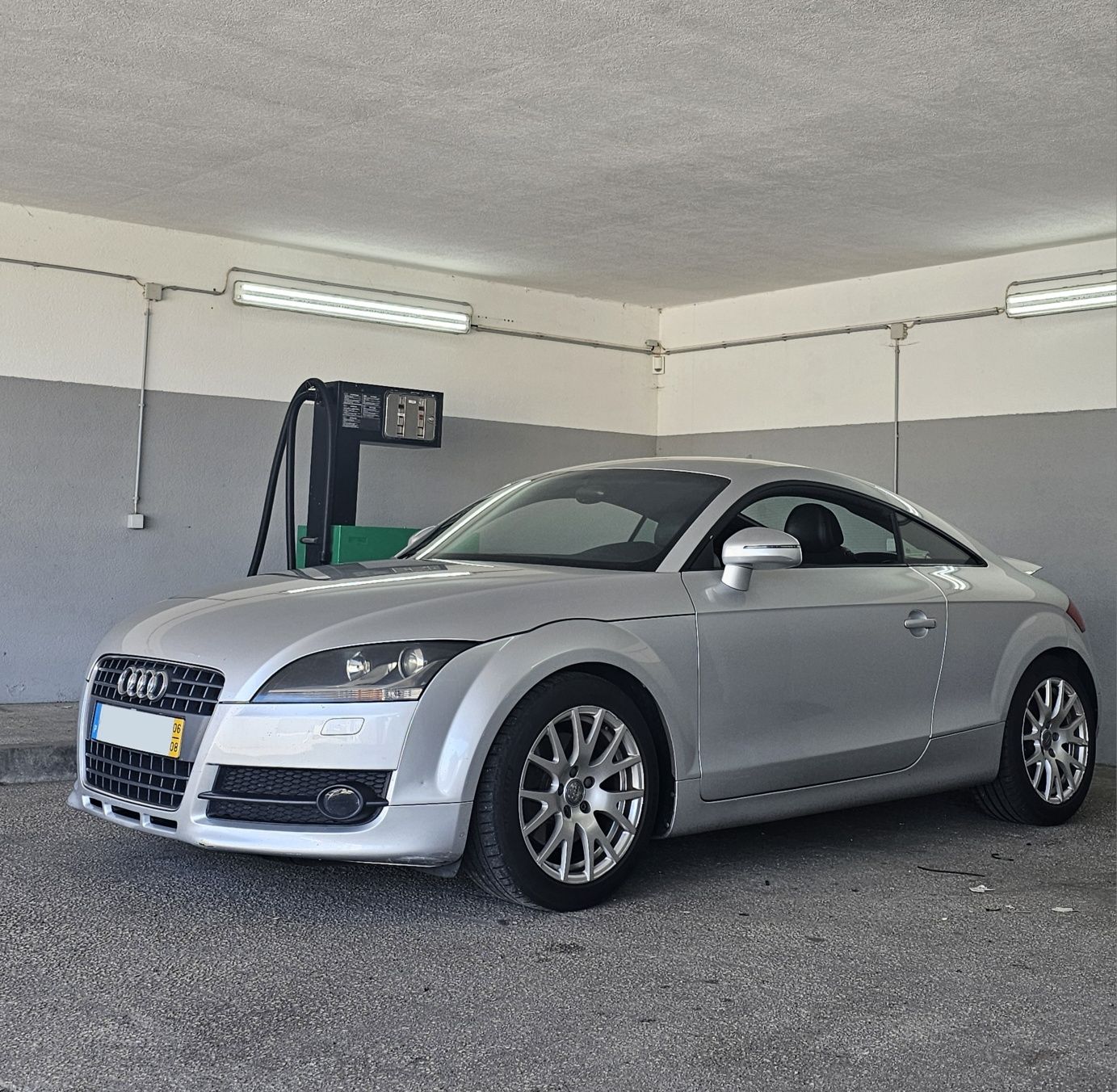 Audi TT 8J  2.0 TFSI Nacional