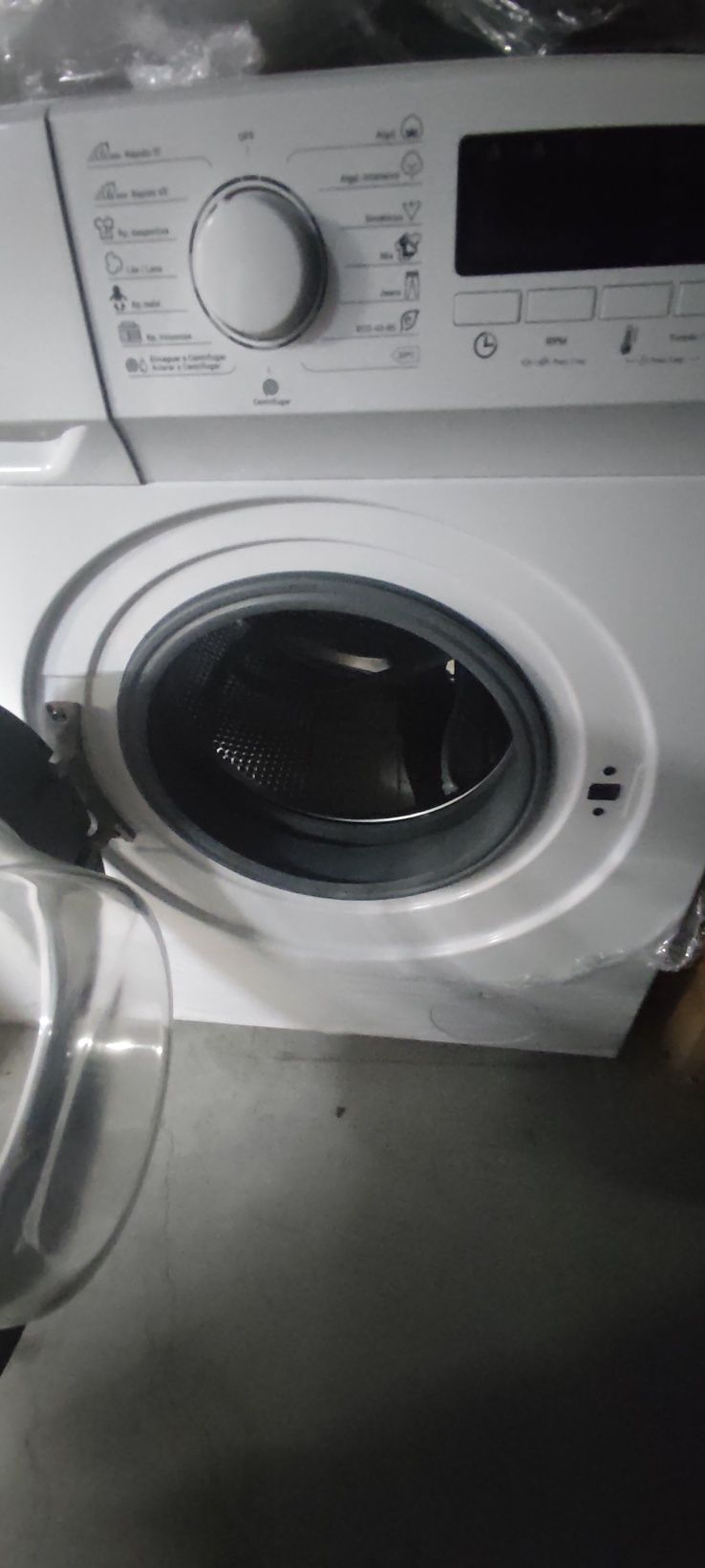 Máquina de Lavar roupas