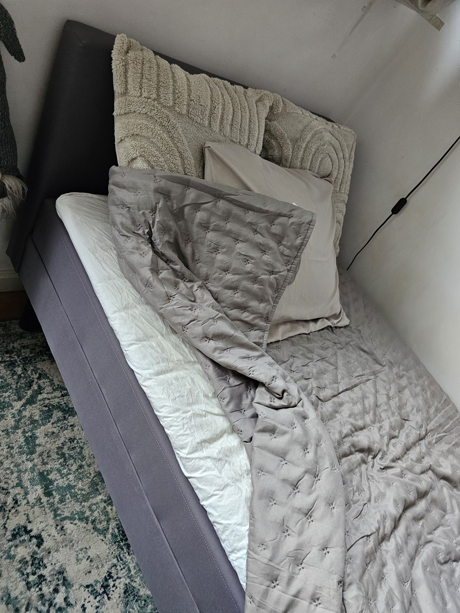 Sprzedam łóżko pojedyncze IKEA