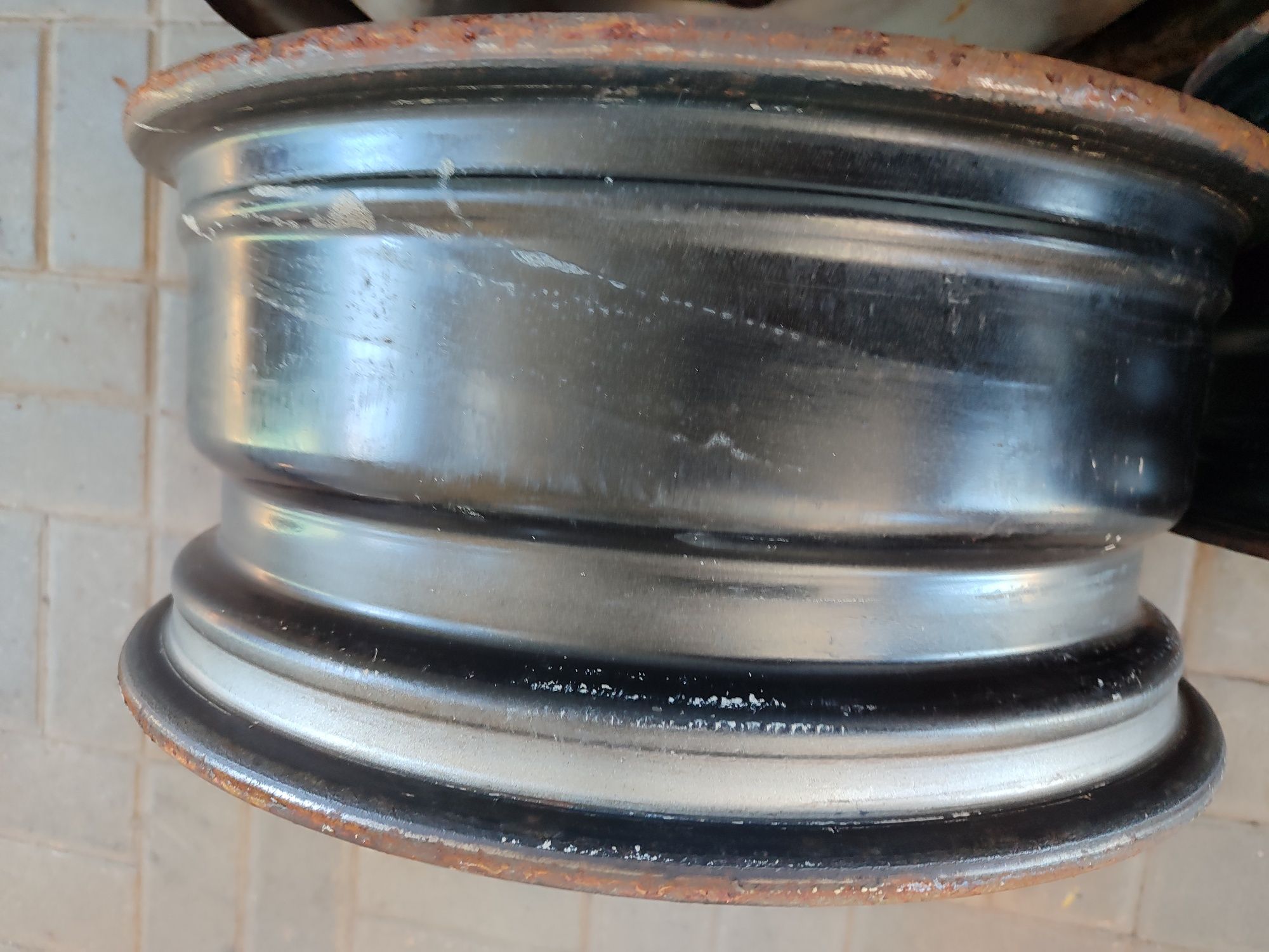Диски металеві r17 volkswagen Т5 -т6. 5.120