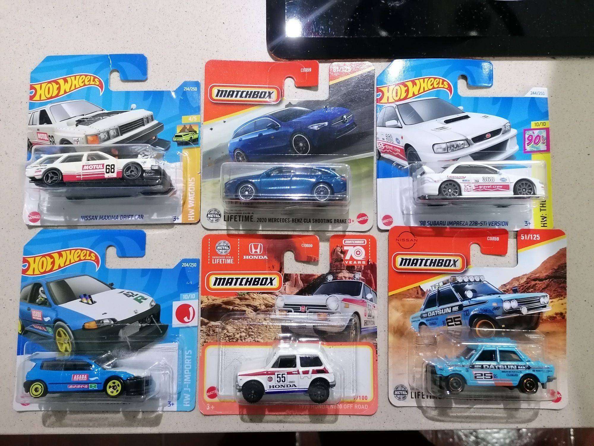 Hot Wheels e Matchbox vários modelos