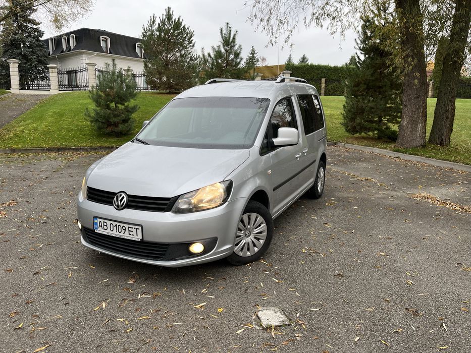 Volkswagen Caddy 2011 Пасажир Заводський