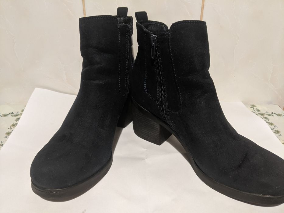 Осінні ботинки жіночі