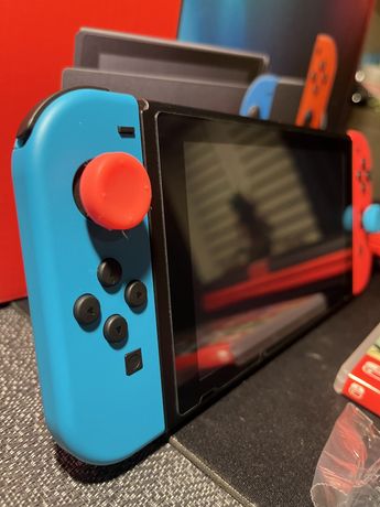 Nintendo switch v2 2019  (26.11.2022)