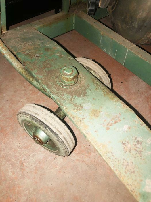 Cavalete de carga para movimentação de peças cerâmicas