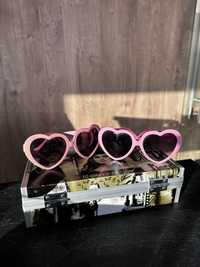 Рожеві окуляри сердечко