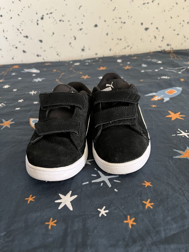 Tenis com velcro