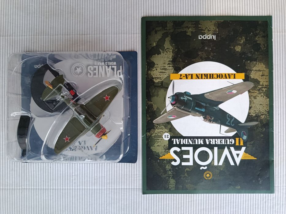 Coleção de 5 AVIÕES + Fascículos