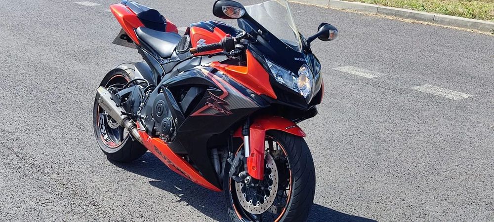 Suzuki GSX-R Suzuki GSX-R K-9 750cm 32tys km.