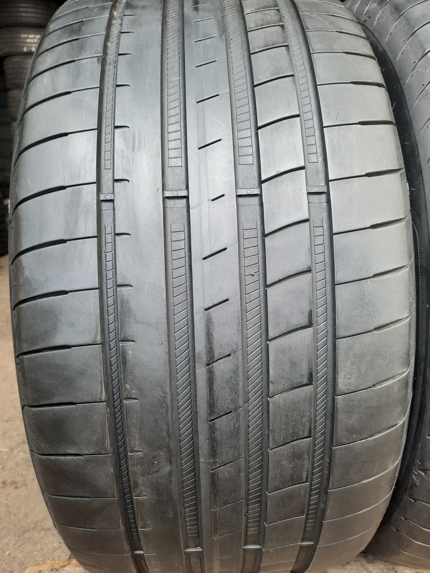 Літні шини 275/40 R18 Goodyear Eagle F1 Asymetric 3 2шт.