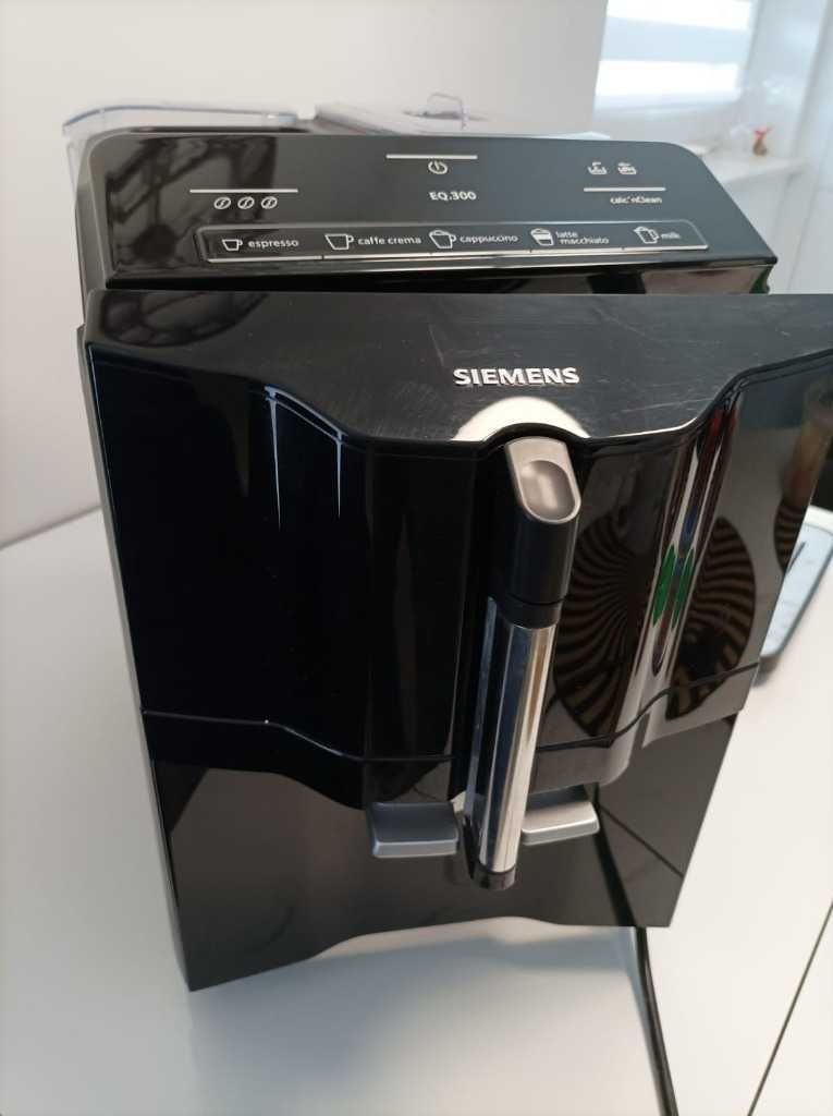 Ekspres ciśnieniowy automatyczny Siemens EQ.300 TI35A209RW