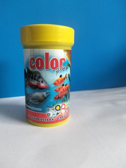 Alimento peixes color