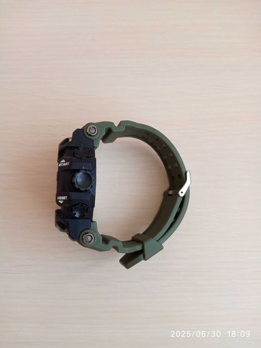 Годинник наручний