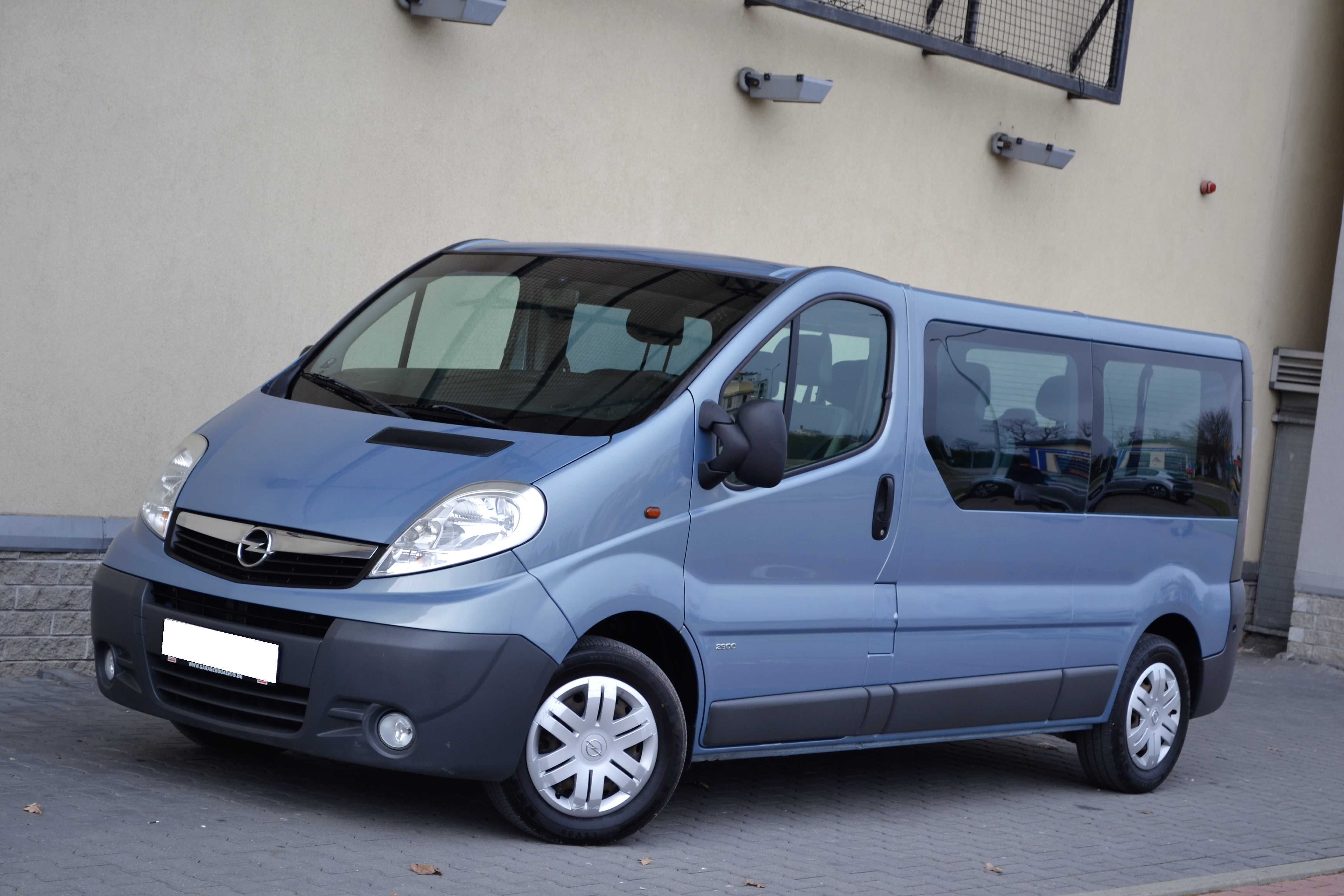 Opel Vivaro 2.0CDTi 115KM**9-osobowy**Klimatyzacja**Zadbany