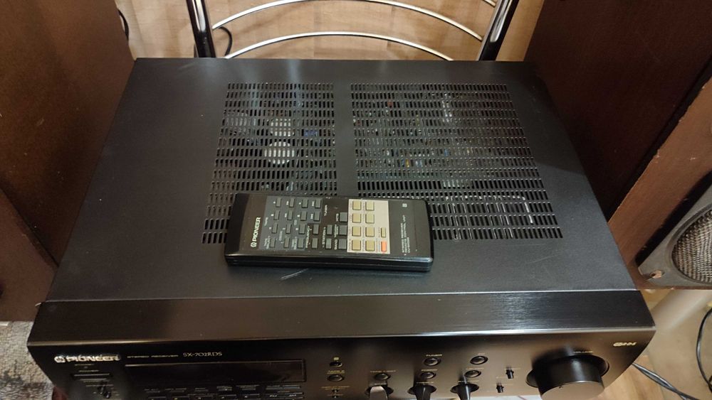 Hi.Fi Усилитель-Ресивер Pioneer SX-702 RDS.