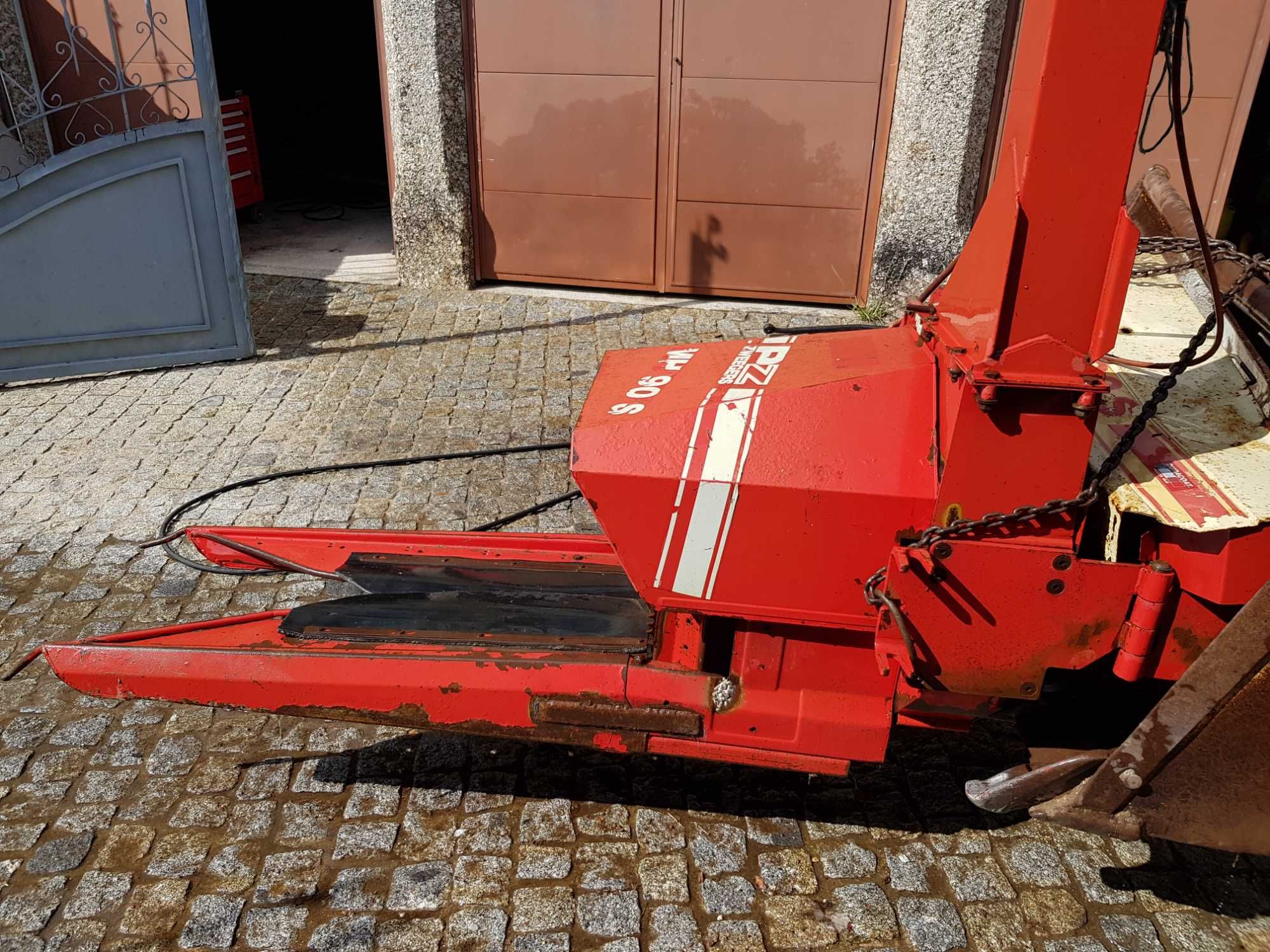 Maquina de ensilar PZ e maquina de Ensilar erva Spragelse