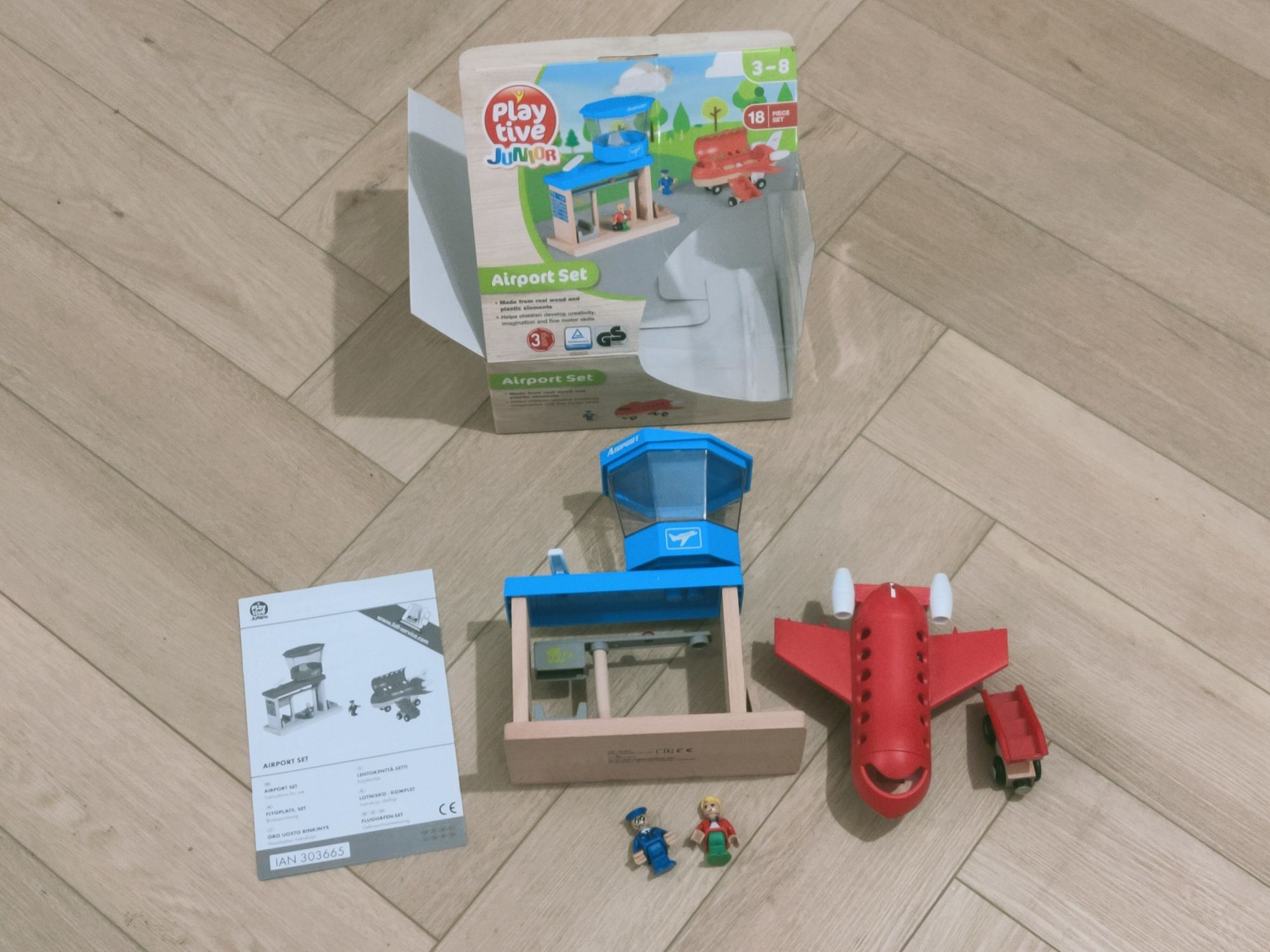 Playtive Junior Airport Set, Lotnisko