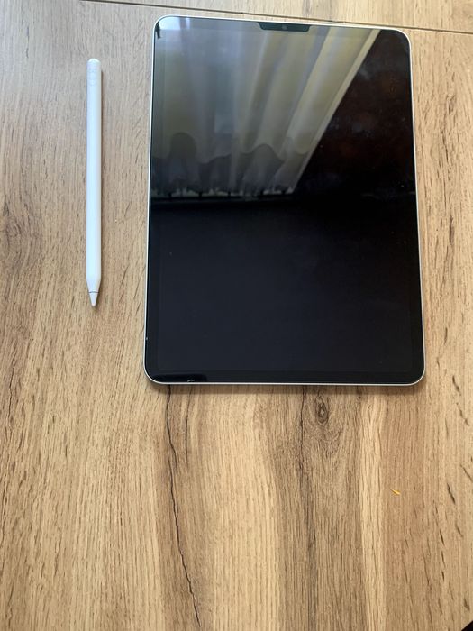 iPad Pro (11-inch) (4th generation) +Apple pencil