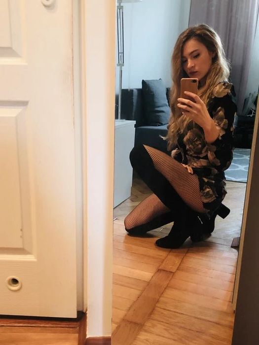 Kombinezon sukienka w róże S