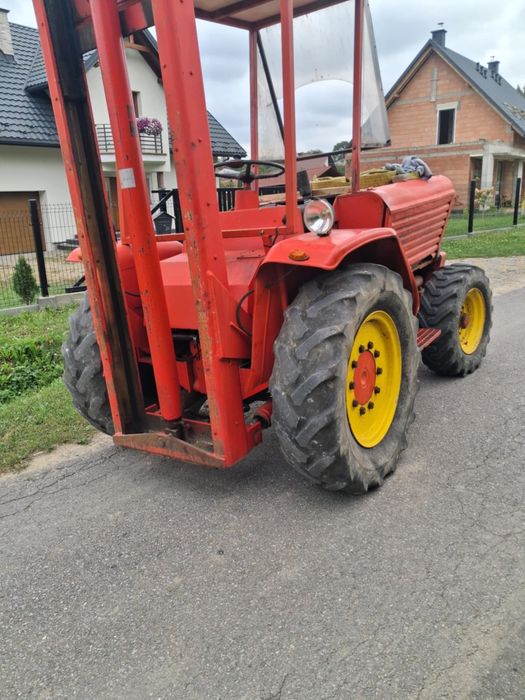 Wózek widłowy terenowy waga 6 ton