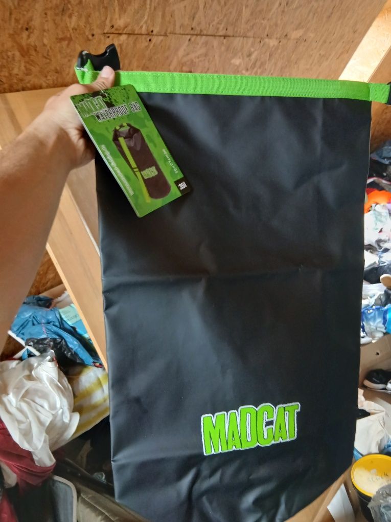 Nowa torba wędkarska madcat