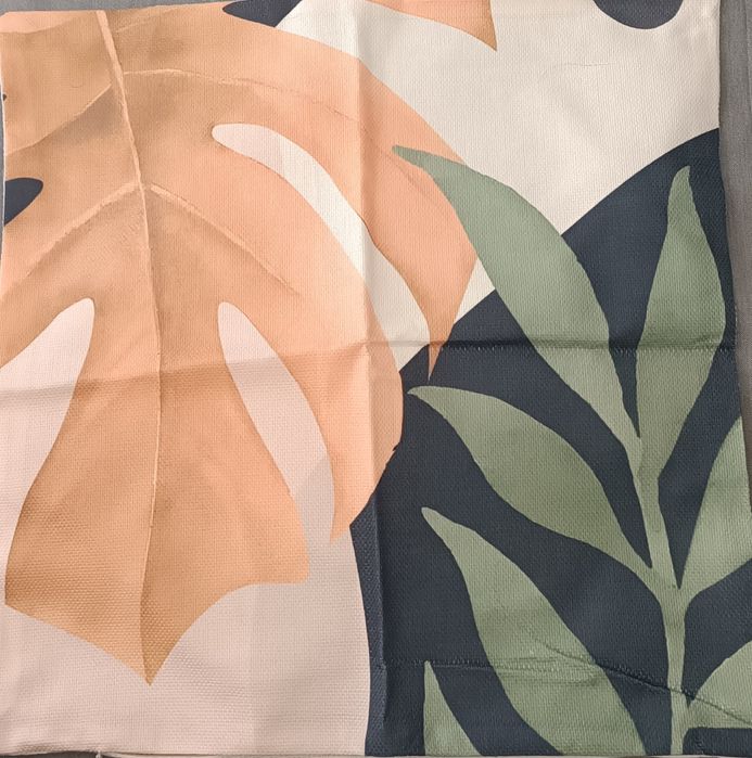 Poszewka 45*45 wzory liści roślinne