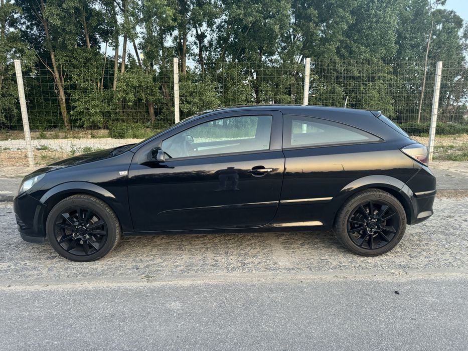 Opel Astra GTC 1.9 150cv comercial 2005