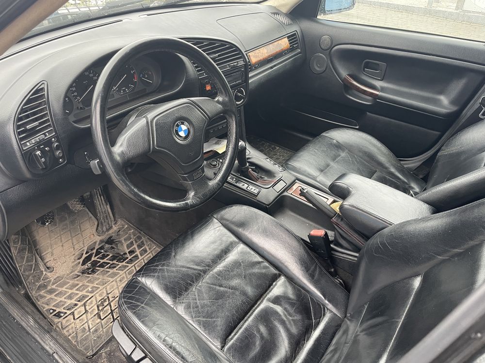 Продам БМВ е36 2.8