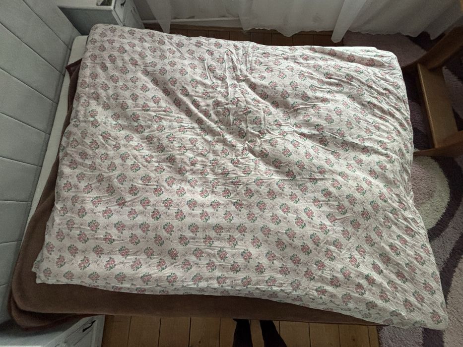 4 poszewki na poduszki + poszewka na kołdrę