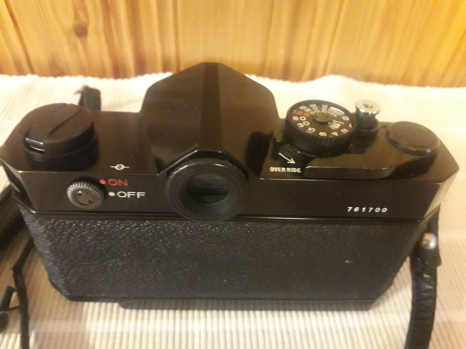 Aparat" KONICA T "   autoreflex