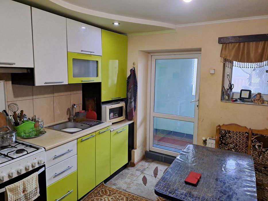 Продаж частини будинку в с.Велика Березовиця, Тернопільський район.