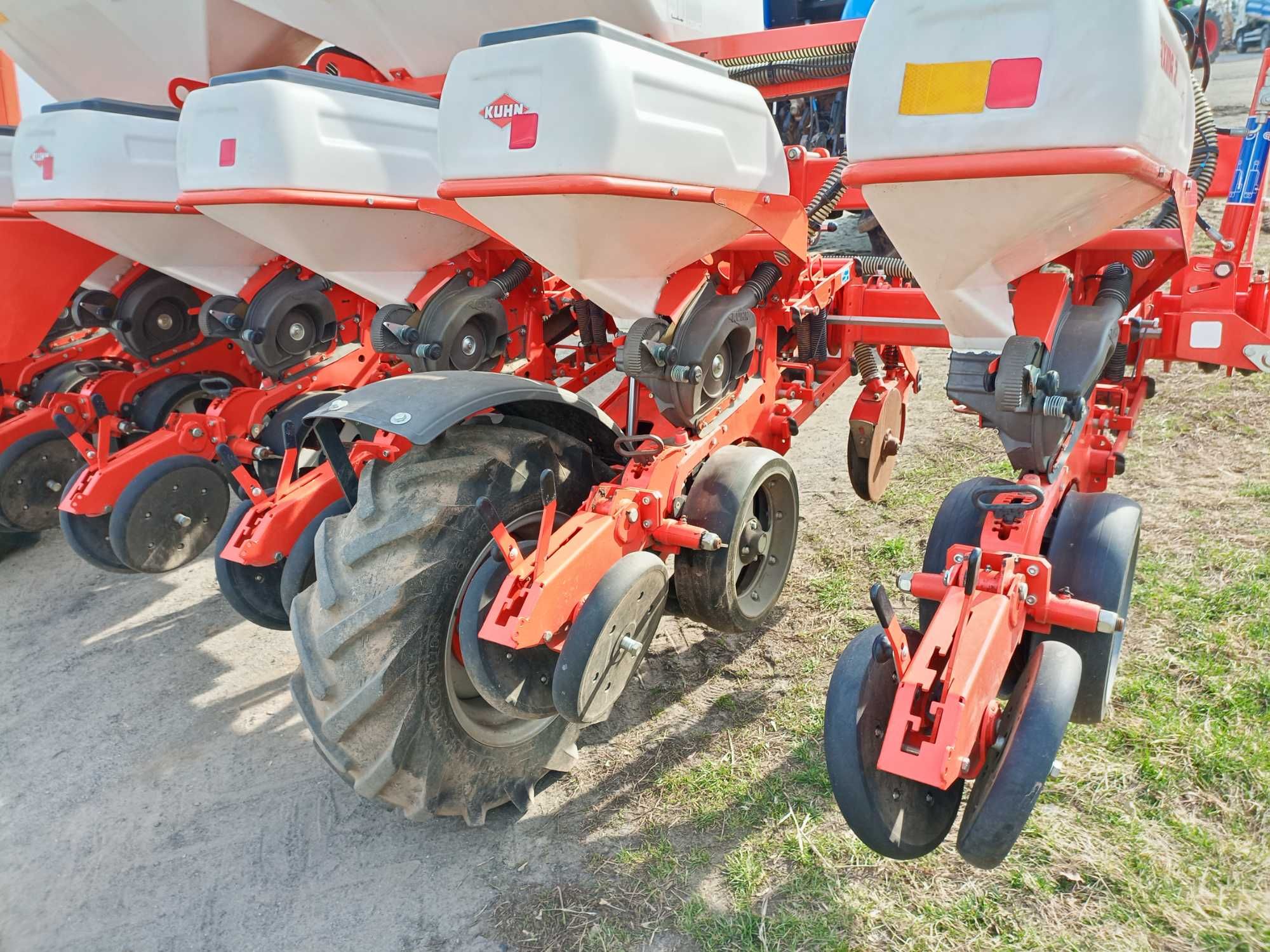 Сівалка Kuhn Maxima 2 пропашна