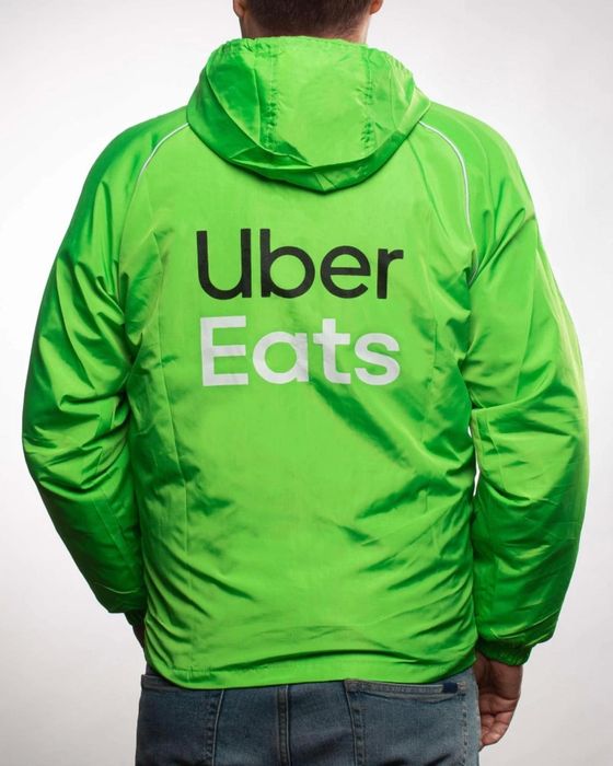 Casado Uber eats