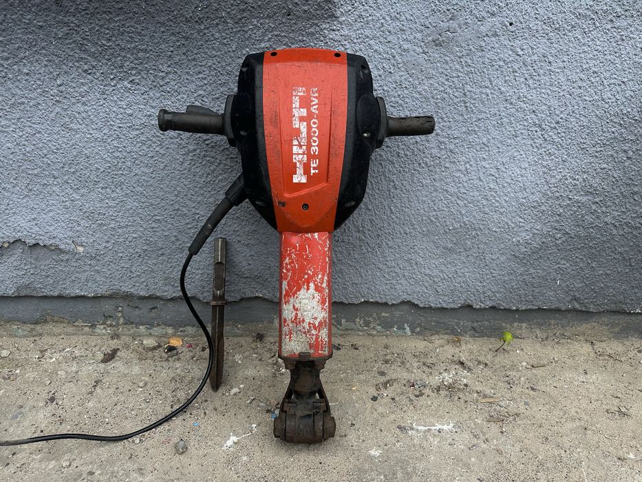 Młot Wyburzeniowy Hilti Te3000 AVR Dłuto