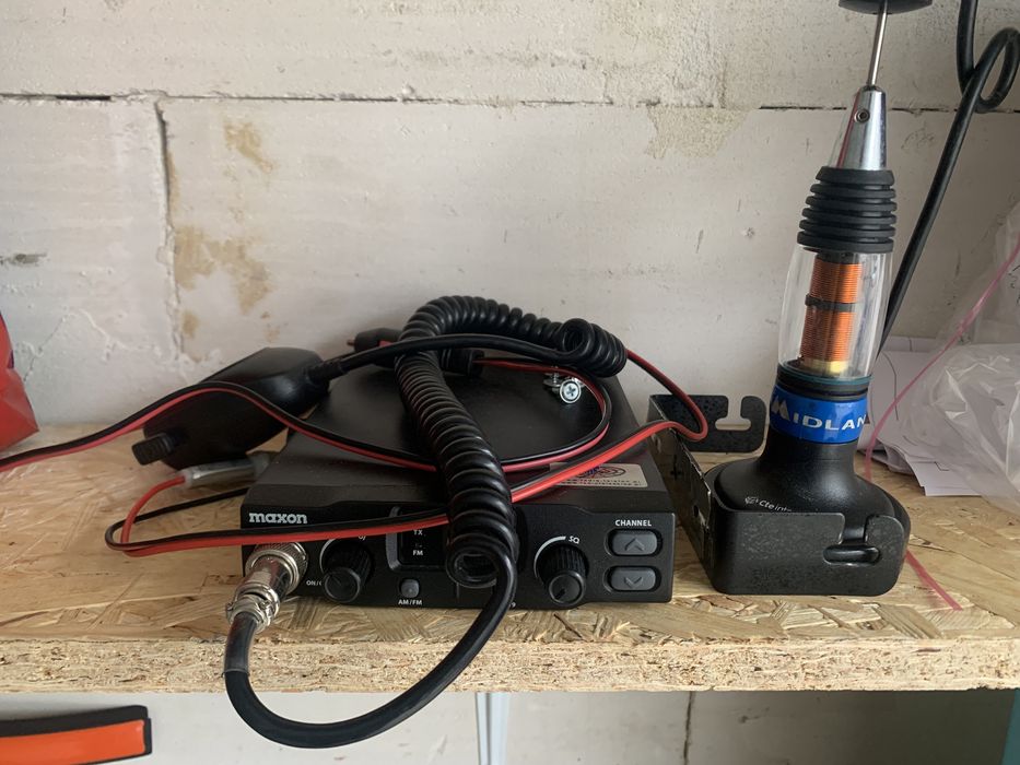 CB radio Maxon + antena