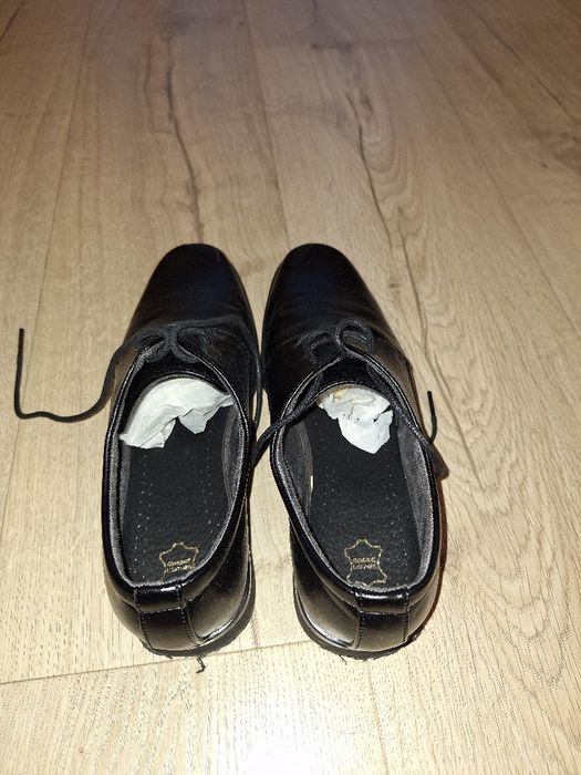 Buty wizytowe roz 39