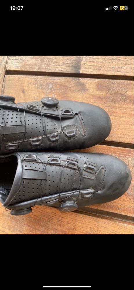 Botas de ciclismo pretas