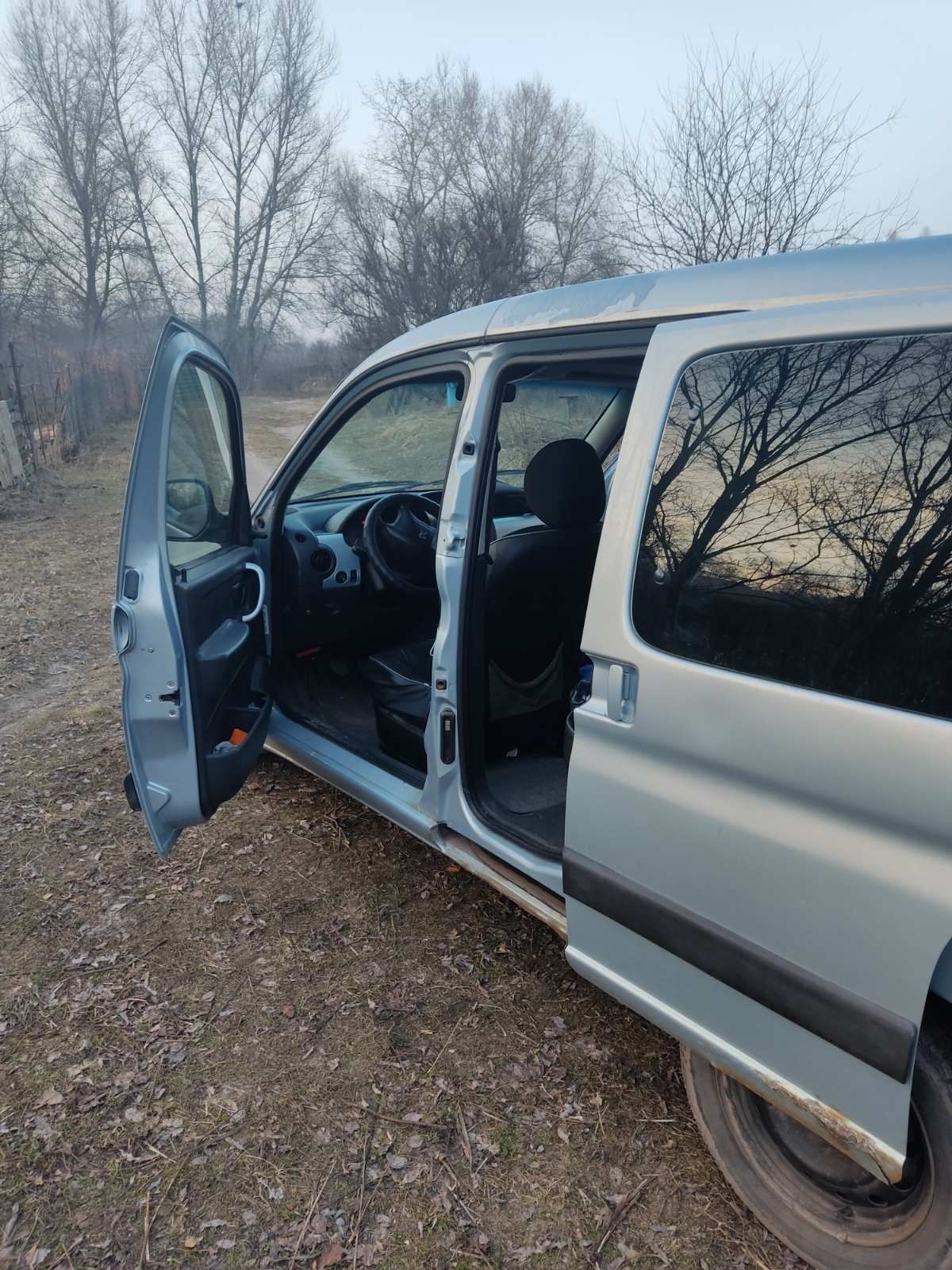 Продам Peugeot Partner 2003 року