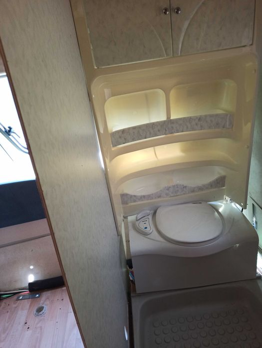 Łazienka do przyczepy kampingowej