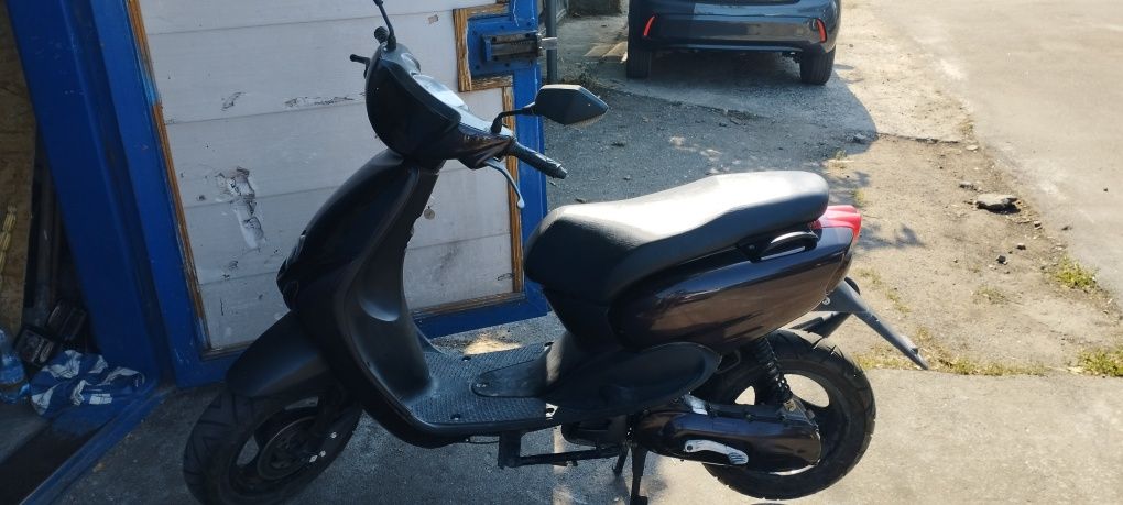 Продам Yamaha neos