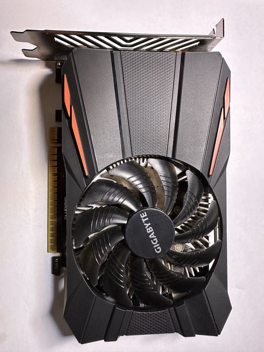 Відеокарта gigabyte 1050ti 4gb