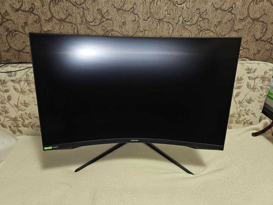 Системний блок AMD Ryzen 5, 32 Gb, GeForce RTX 2060 6Gb, + монітор 31"