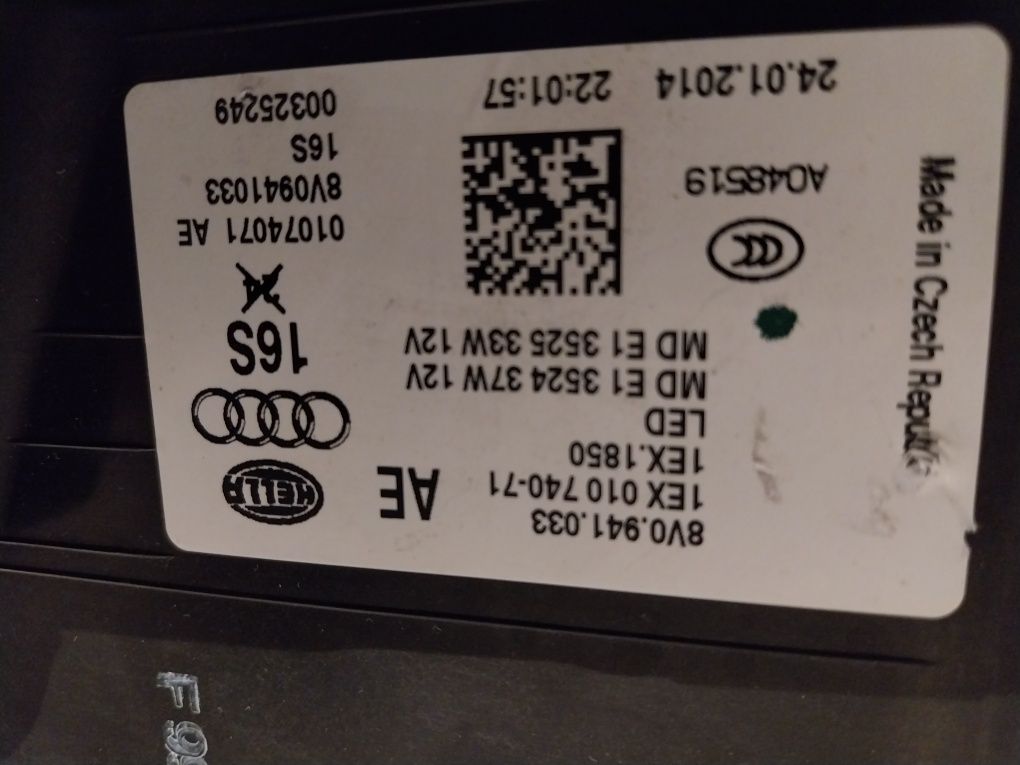 Lampa przód audi a3s3